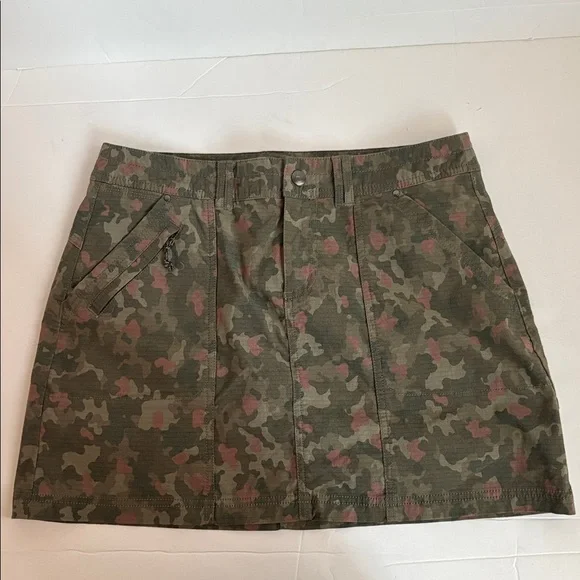 Title Nine Big B Skort Wailea Camo green pink zip close pockets boy short lined - Picture 7 of 16